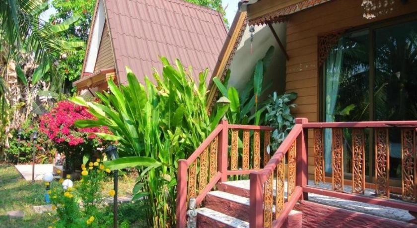 Himawari Restaurant And Cottage Ban Nong Hin  Екстериор снимка